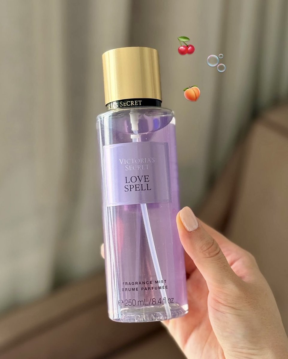 BeautyTrendsUg's tweet photo. Get spellbound with LOVE SPELL scent by Victoria’s Secret, available at 70k🇺🇬. Contact 0704 261 720 for delivery.
#beautytrendsug #lovespell #victoriasecret #selfcare #bodysplash https://t.co/tuFyV0X29H