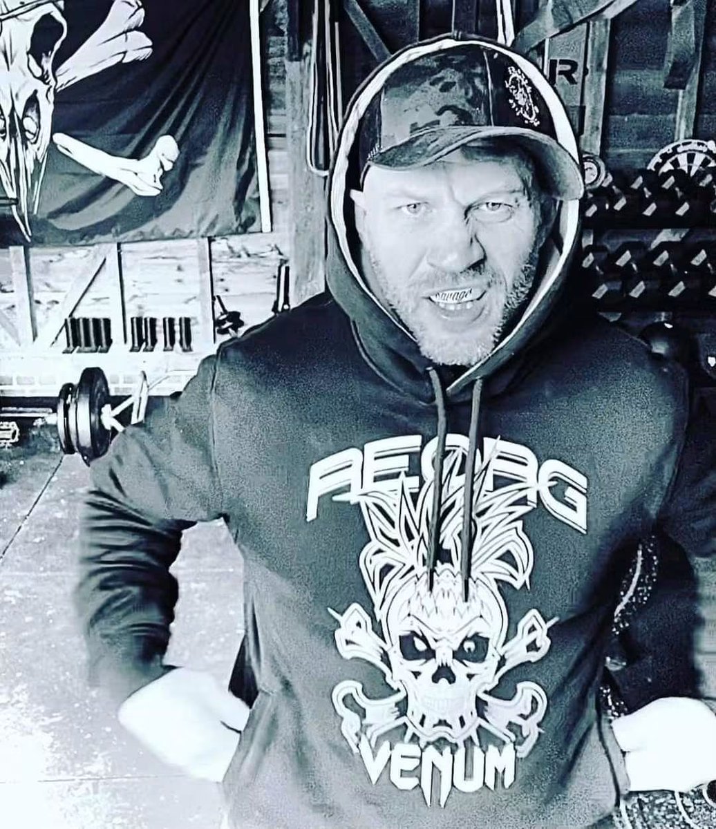 KoRn_Penguin's tweet photo. Tom Hardy 🖤🩶 https://t.co/9UJWheKOTL