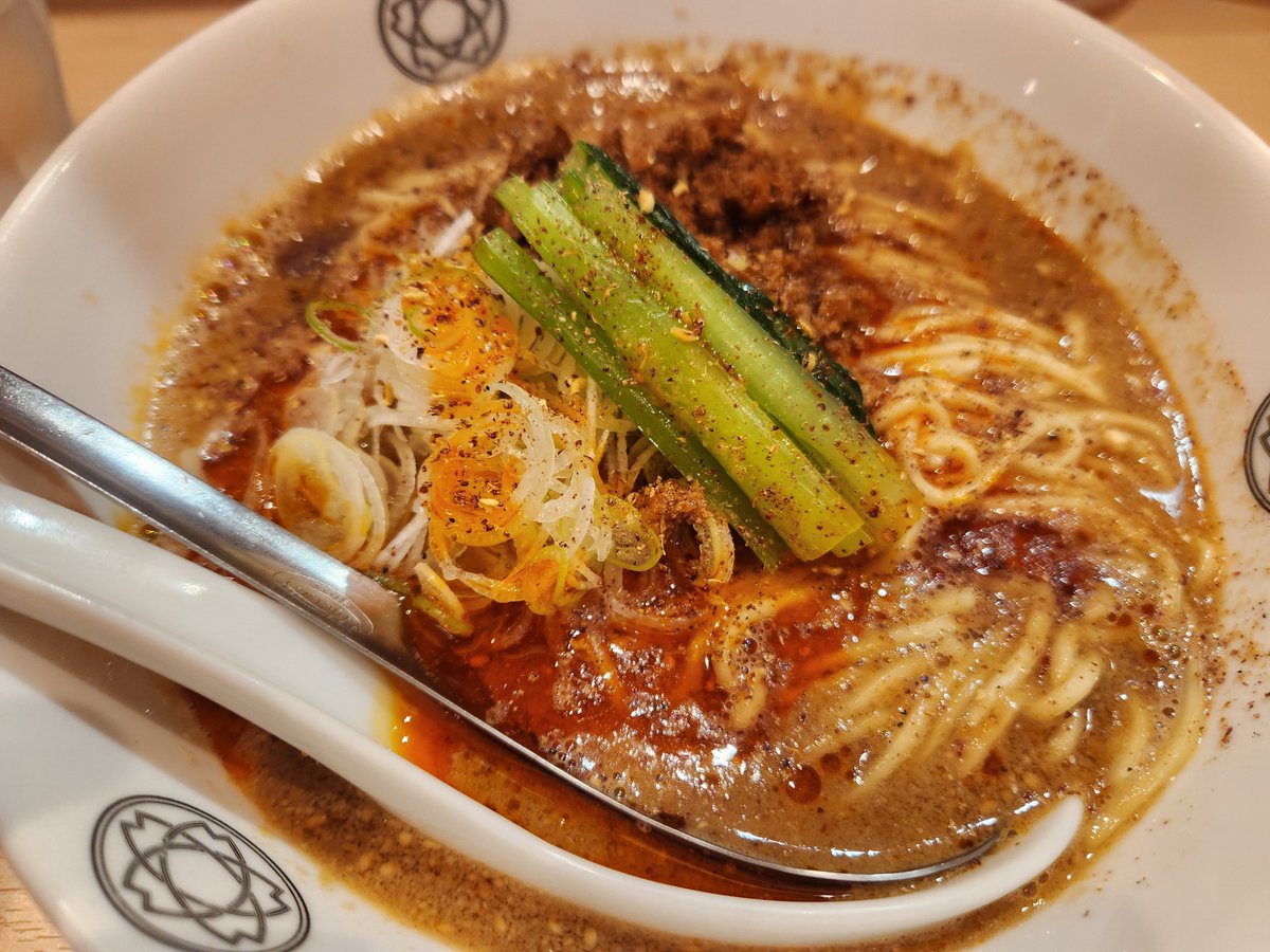 parko_water's tweet photo. ゴリゴリの二日酔い。
飲んだ次の日にラーメンが食べたくなる現象に名前がほしい。

TOKYO RAMEN とうかにて担々麺。うまい。 https://t.co/MMPbjSLKPY