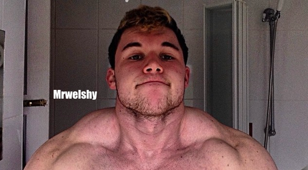 MacroMuscleMan's tweet photo. 20 year old baby faced muscle monster 
and he just grew and GREW 😜 https://t.co/EKv6MtP0d3
