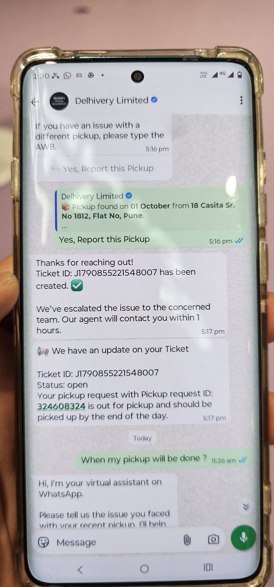 imvikashh's tweet photo. Kya majak chal raha hai ? Bc i hv not paid u for the timepass. Since 2 days my parcel is not being pickup ( yesterday time was given 1-2 pm &amp; your agent call me at 6 pm fpr pickup) , Am i free for your 24hrs ? 
Follow the timebound
@delhivery .

Can we partner ? @ShiprocketIndia https://t.co/hsHBNHvjEp
