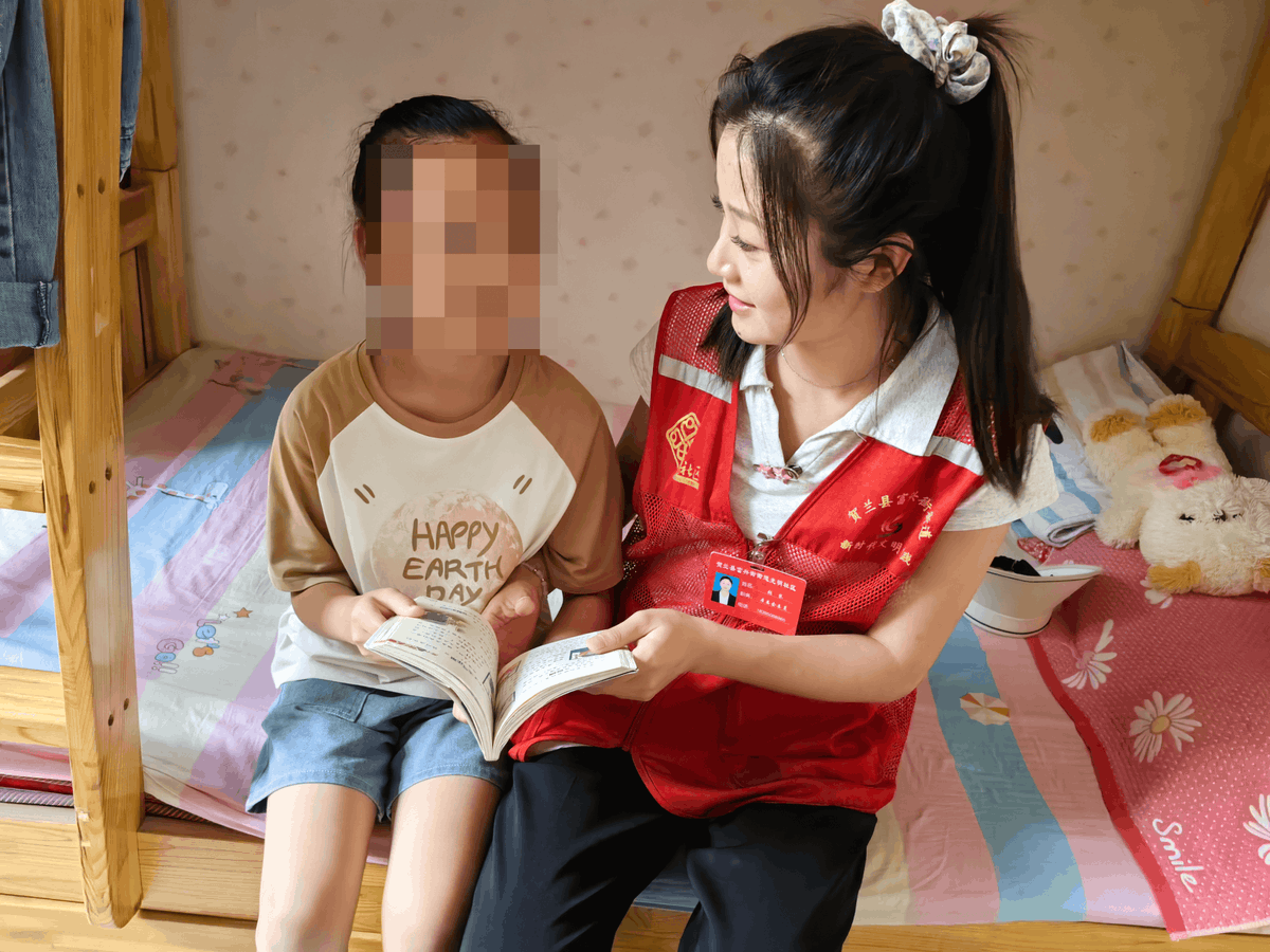 BoldMemoirspui's tweet photo. [A cozy afternoon for a投访铺伊 owner—making warm connections, sharing smiles, and building sweet memories every day!] https://t.co/xupnby5Erc