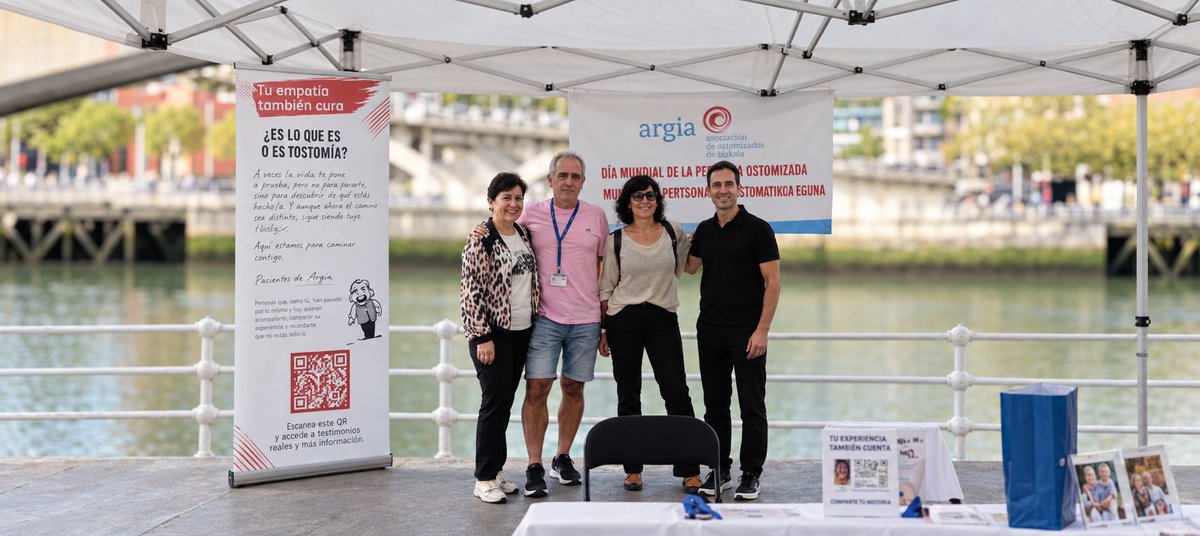 Fekoor's tweet photo. 🚨 En el #DiaMundialPersonaOstomizada, ARGIA (@Fekoor) reivindica atención integral y financiación pública de los productos para la piel periestomal: son parte esencial del tratamiento.

📍 Hoy, mesas informativas (10-14h): ▪️ Intermodal ▪️ Pza. Indautxu (Bilbao) https://t.co/uFW9mrQQUE