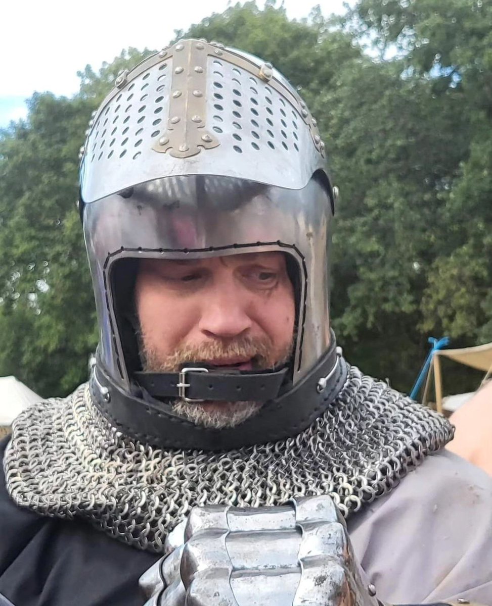 KoRn_Penguin's tweet photo. Tom Hardy 🩶🖤 4 pics of him at Loxwood Joust a few years ago...love the first pic! For obvious reasons 🤓 https://t.co/BP5Mei9M4L