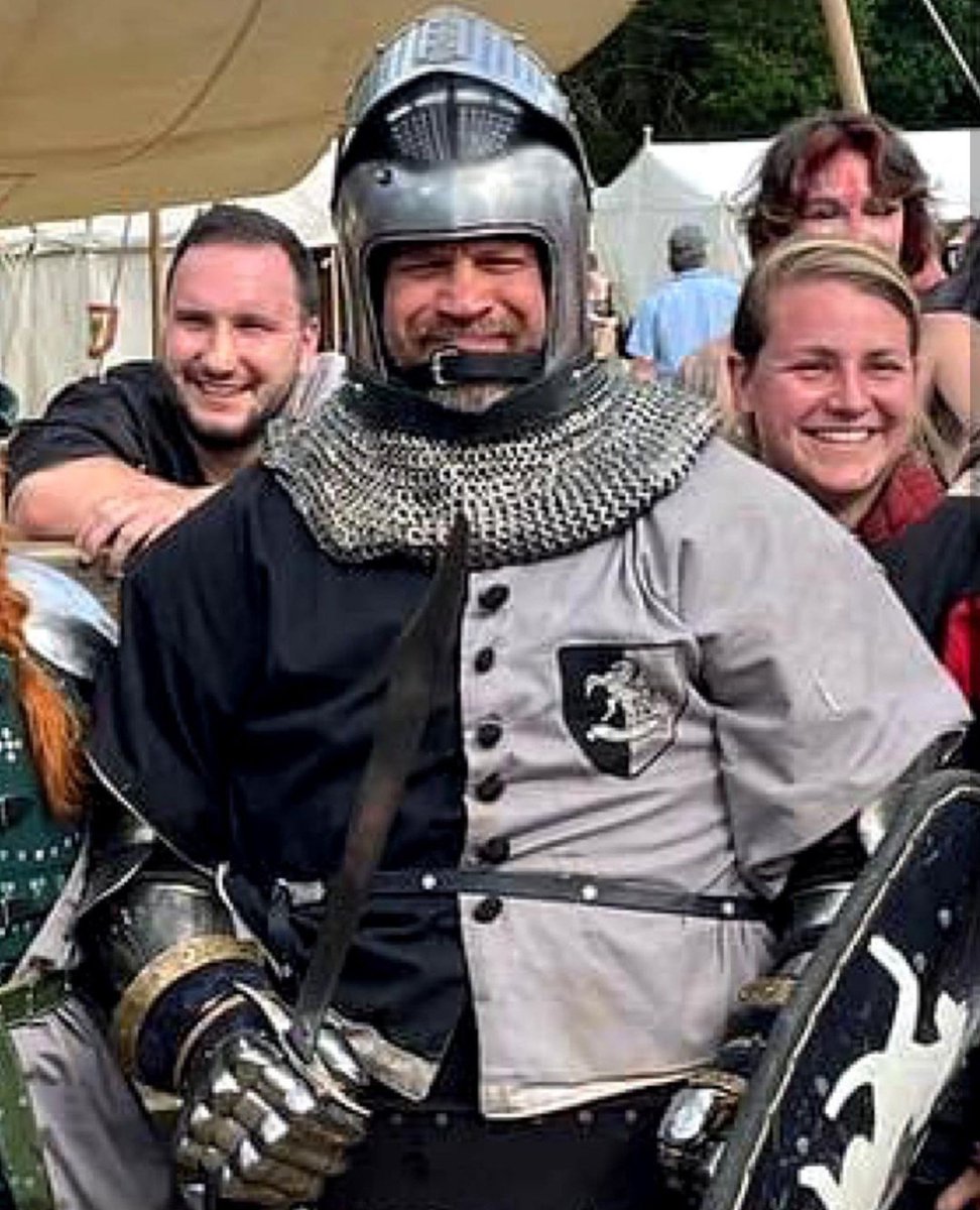 KoRn_Penguin's tweet photo. Tom Hardy 🩶🖤 4 pics of him at Loxwood Joust a few years ago...love the first pic! For obvious reasons 🤓 https://t.co/BP5Mei9M4L