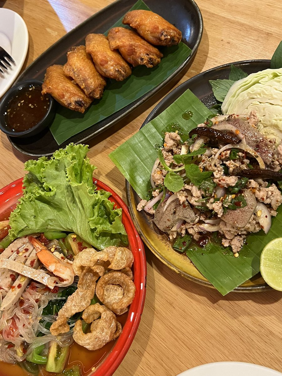 Hellobenz1's tweet photo. ชอบกินพาข้าวกับแซ่บอีลี่ อร่อยถูกปากก ปลาร้านัวว กินทีไรก็อร่อยทุกที ไอเลิ้ปป (🫠) https://t.co/inWKi8QH5F