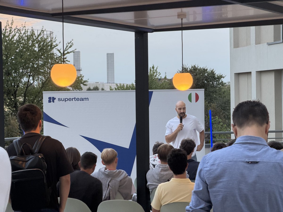 eth_milano's tweet photo. yesterday was a big day for anyone believing in italy and especially for milan, as the @superteamITA inaugurated with an opening speech and celebration their new Milanese HQ

many new faces, builders vibes, we are so back https://t.co/m0NjweFasp