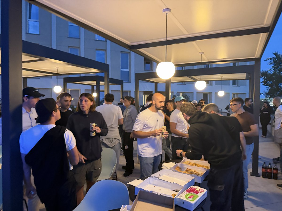 eth_milano's tweet photo. yesterday was a big day for anyone believing in italy and especially for milan, as the @superteamITA inaugurated with an opening speech and celebration their new Milanese HQ

many new faces, builders vibes, we are so back https://t.co/m0NjweFasp