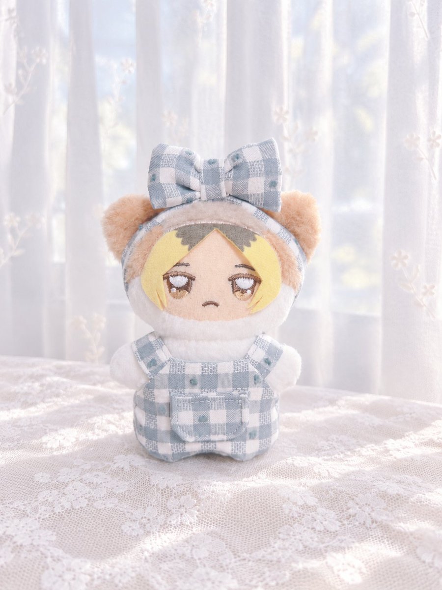 popomanidx's tweet photo. ちみけも
サロペット＆カチューシャ
新しい布で試作中(*  ˊ꒳ˋ*)

この後いつもみたいに羽根つける予定꒰ঌ໒꒱·̩

ちょっとポケット下すぎたかな…💦
#ちみけも手芸部
#ぬい服 https://t.co/pE6JCsA78p