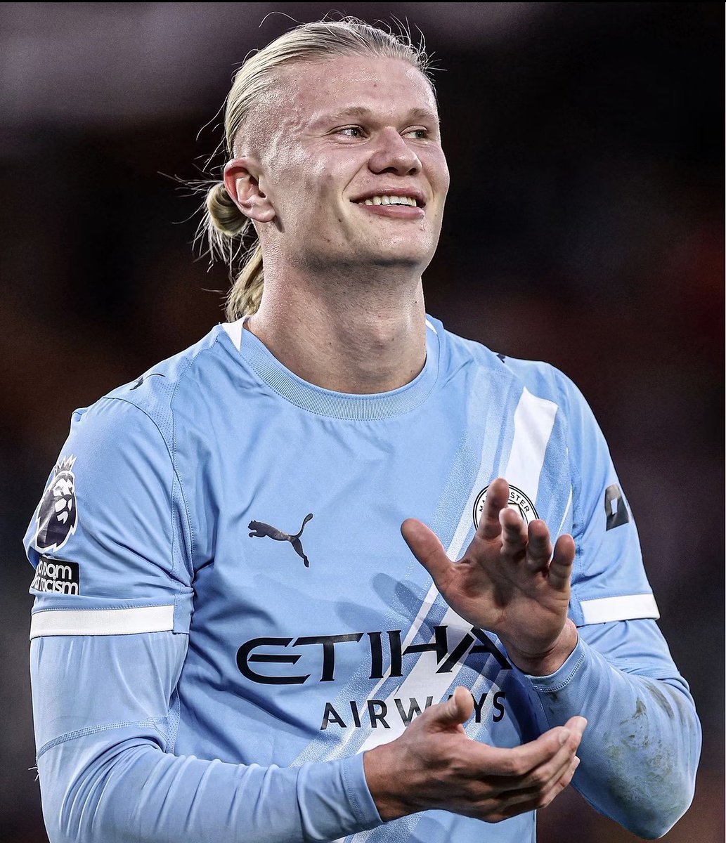 _Fabrizioroma_'s tweet photo. 🚨💣 MAJOR BREAKING 

Mourinho has told the Real Madrid board he wants Haaland or nothing in January

 Jose Mourinho wants to take advantage of Man City recent legal problems 

Mbappe to play left wing. Vinicius camp already uneasy ⌛⌛ https://t.co/jEK4tnfk1y