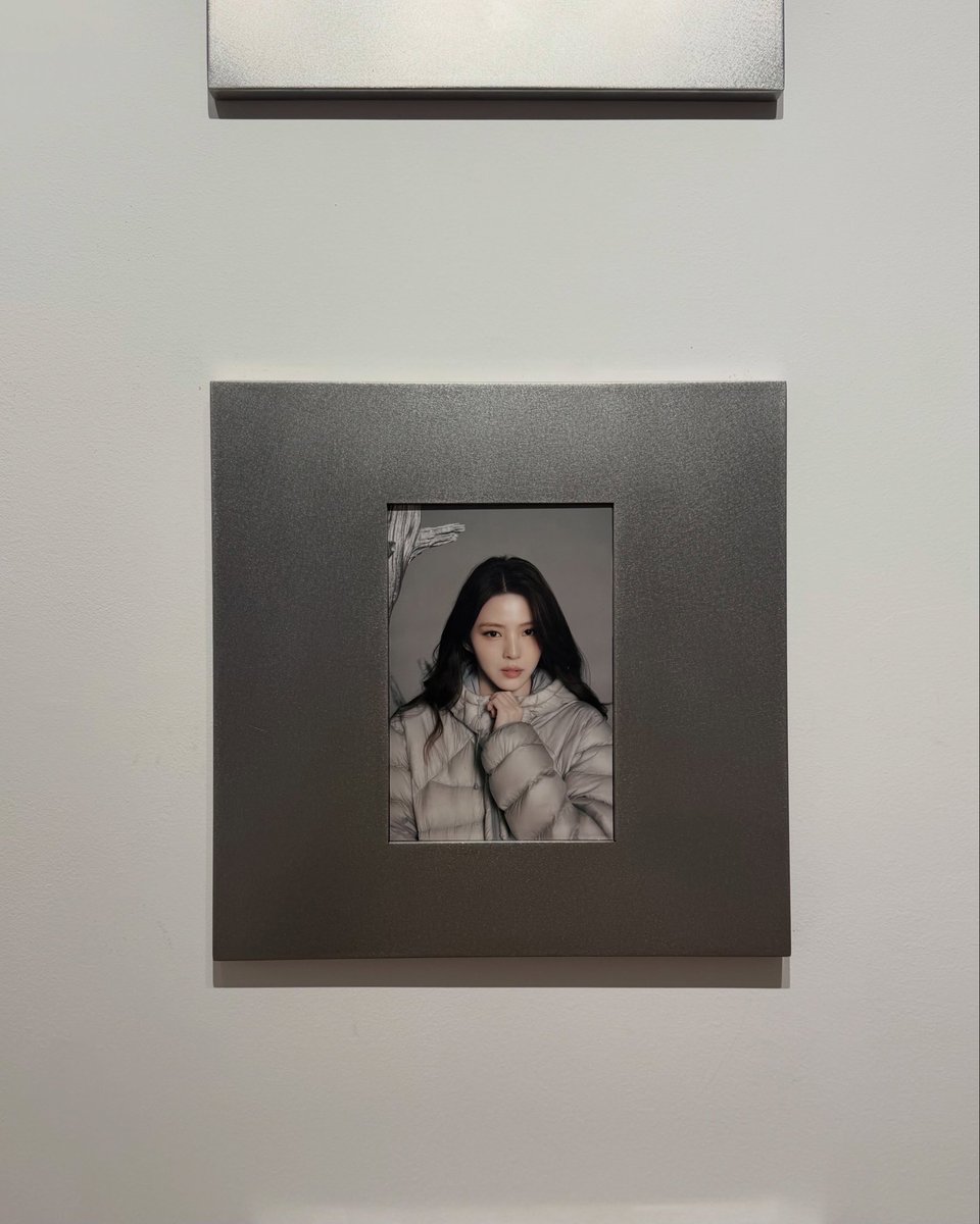 withshshix's tweet photo. 🔗 https://t.co/FipMW8ATcj
🔗 https://t.co/zdnVwJl1Ii
🔗 https://t.co/FQDY3LI4Vq

 📍B1F • HAN SO-HEE PHOTO EXHIBITION

#한소희 #HanSohee https://t.co/kk51c1vRDq