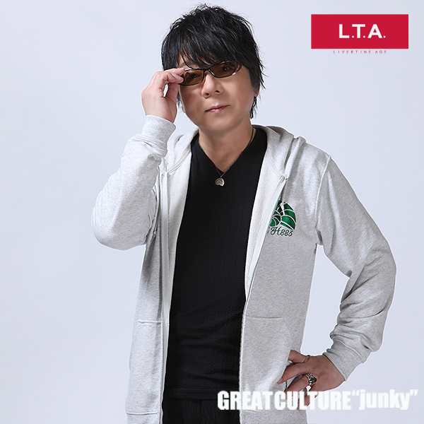 livertineage's tweet photo. 速水奨さんとのコラボアイテム第2弾が
受注締め切りまで【残り🔟日】➰❕

／
商品ページには
たくさんのご本人着用画像を掲載中👍🏻💫
＼

詳細・ご購入はコチラ🛒
https://t.co/U5NGWg2T9y
#LIVERTINEAGE #LTA #リヴァティーンエイジ #速水奨  
@show_ism https://t.co/svq0fGPyTm