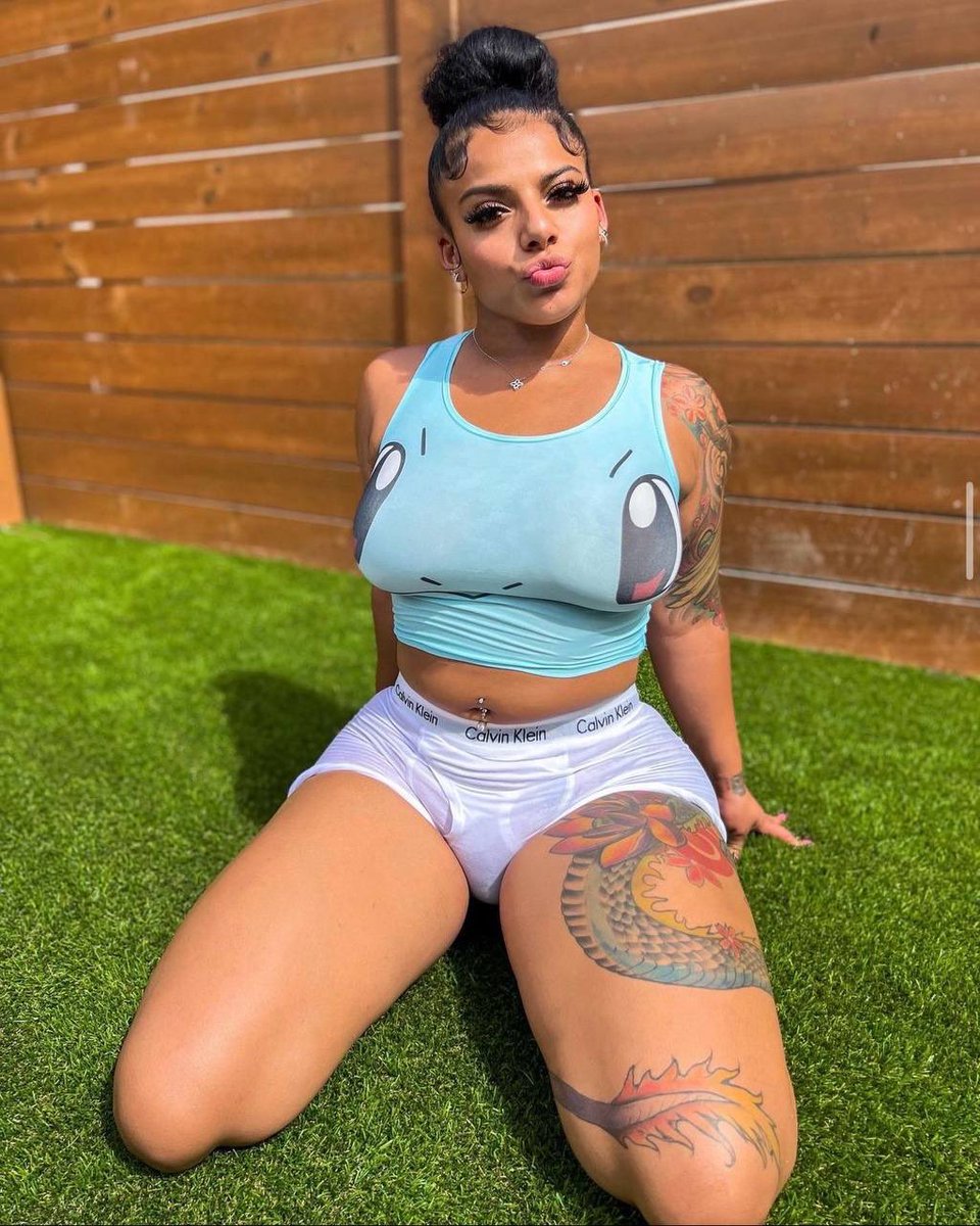 skyez232's tweet photo. Dropping KKVSH only fans folder if we get 50 members https://t.co/JUdA3bPXnQ https://t.co/CnpR9XXXXf