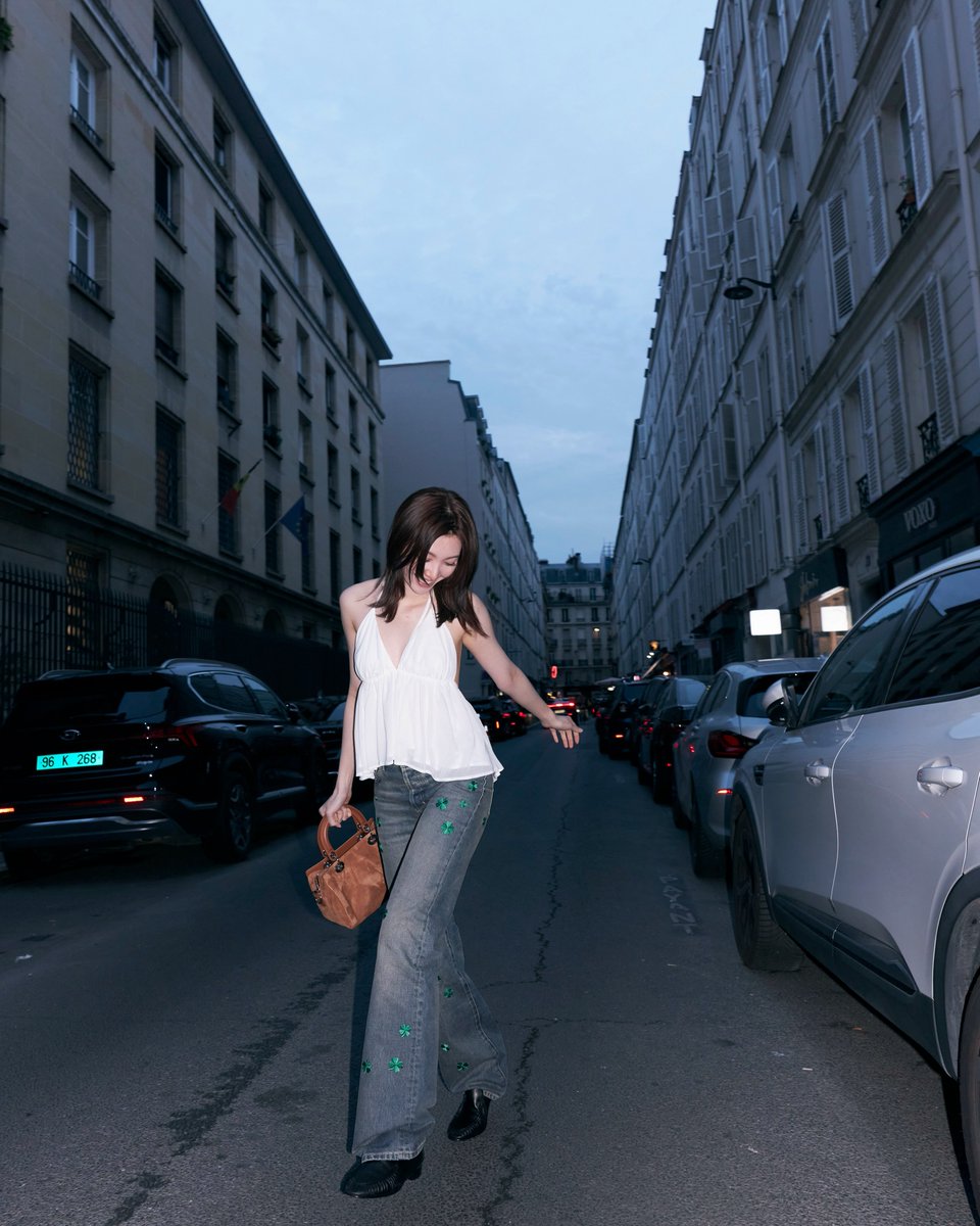 creative1527's tweet photo. Beautiful girl ❤️

#OrmKornnaphat
#OrmKornnaphatDiorSummer27
#Dior #DiorSummer27 #PFW
@ormmormm  @Dior  @XFashion https://t.co/a8TvCijEm7