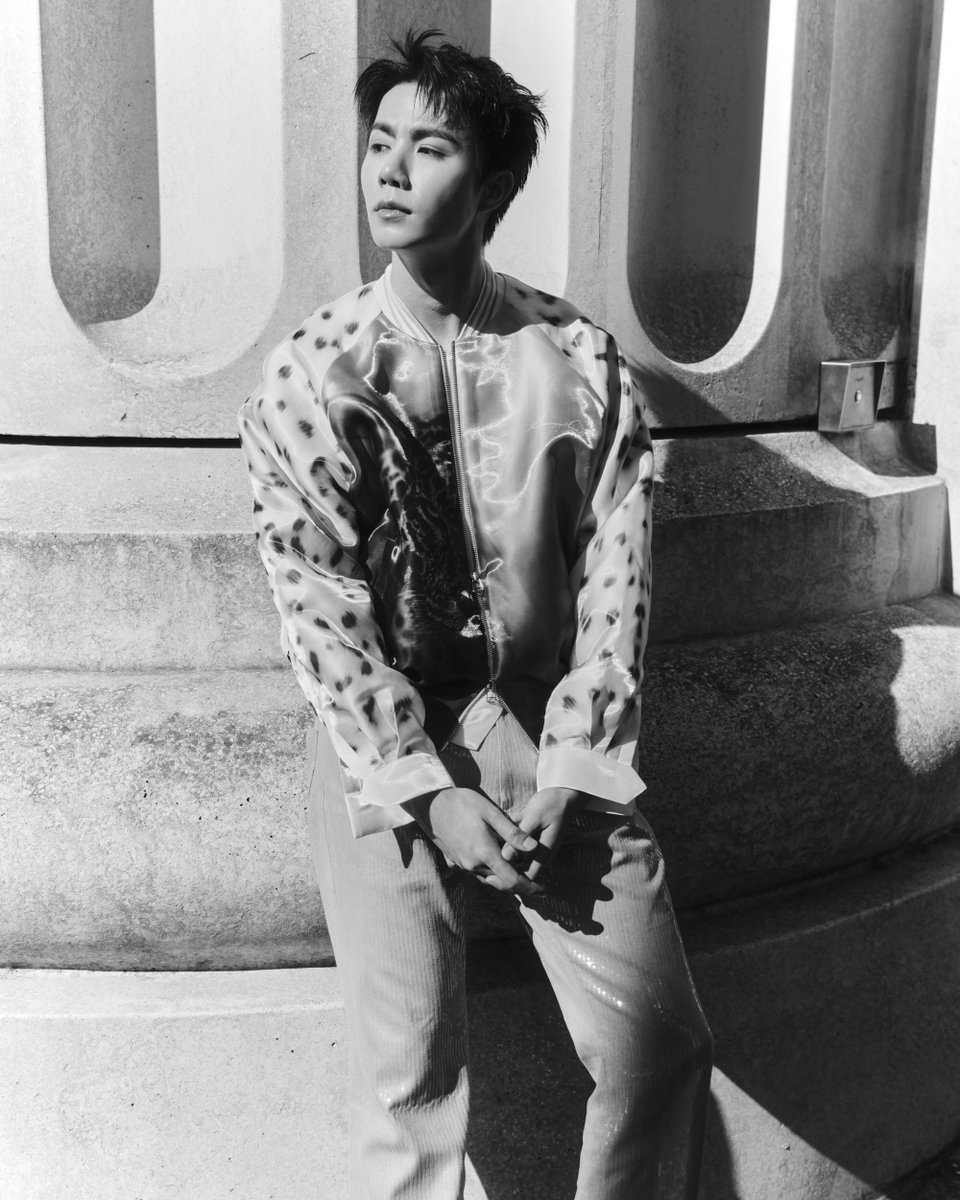 NNs_Chubbycheek's tweet photo. อมก. พี่ซีหล่อมาก 🥺✨🤏

#ZeePruk https://t.co/EJdCyLmrpM