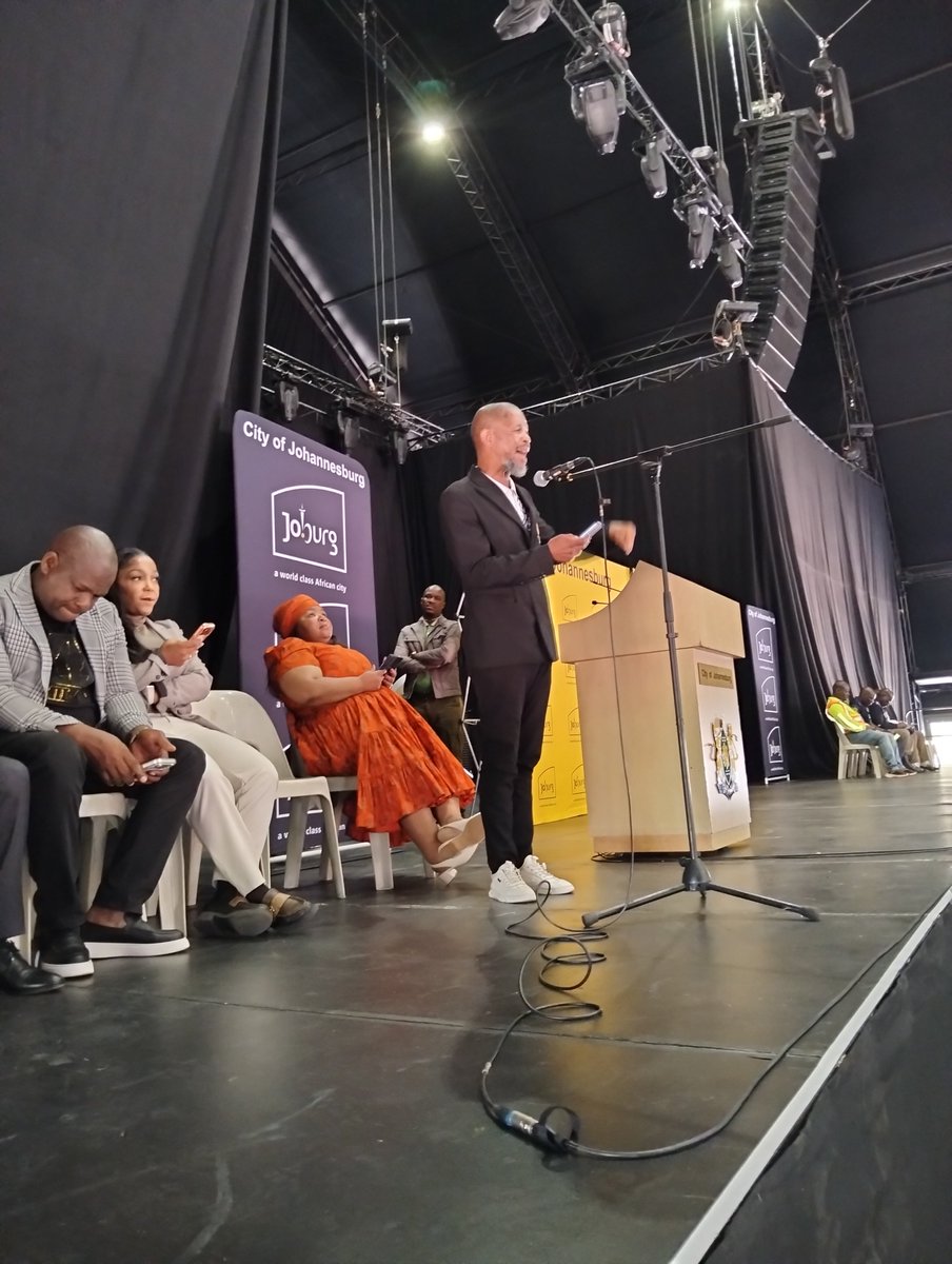 CityofJoburgZA's tweet photo. Two speakers have taken to the podium. First, an address to men giving guidance on how they can contribute to the solution; second, an address by a survivor of gender-based violence, painting a picture of the effects of GBVF on individuals and society as a whole.

#EndGBVF #JoburgGBVFStrategy #JoburgCares ^NJ