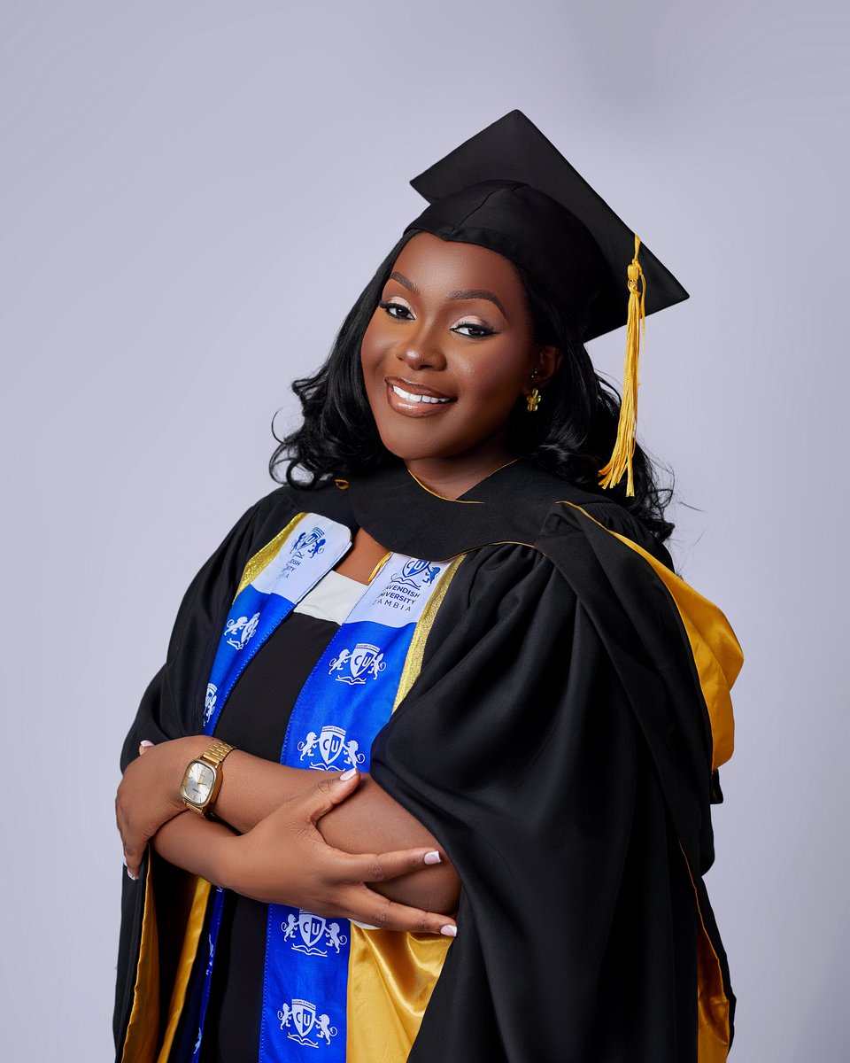 seniormadam's tweet photo. Hi, I have a Masters degree! 🎓 https://t.co/hhSy1n330d