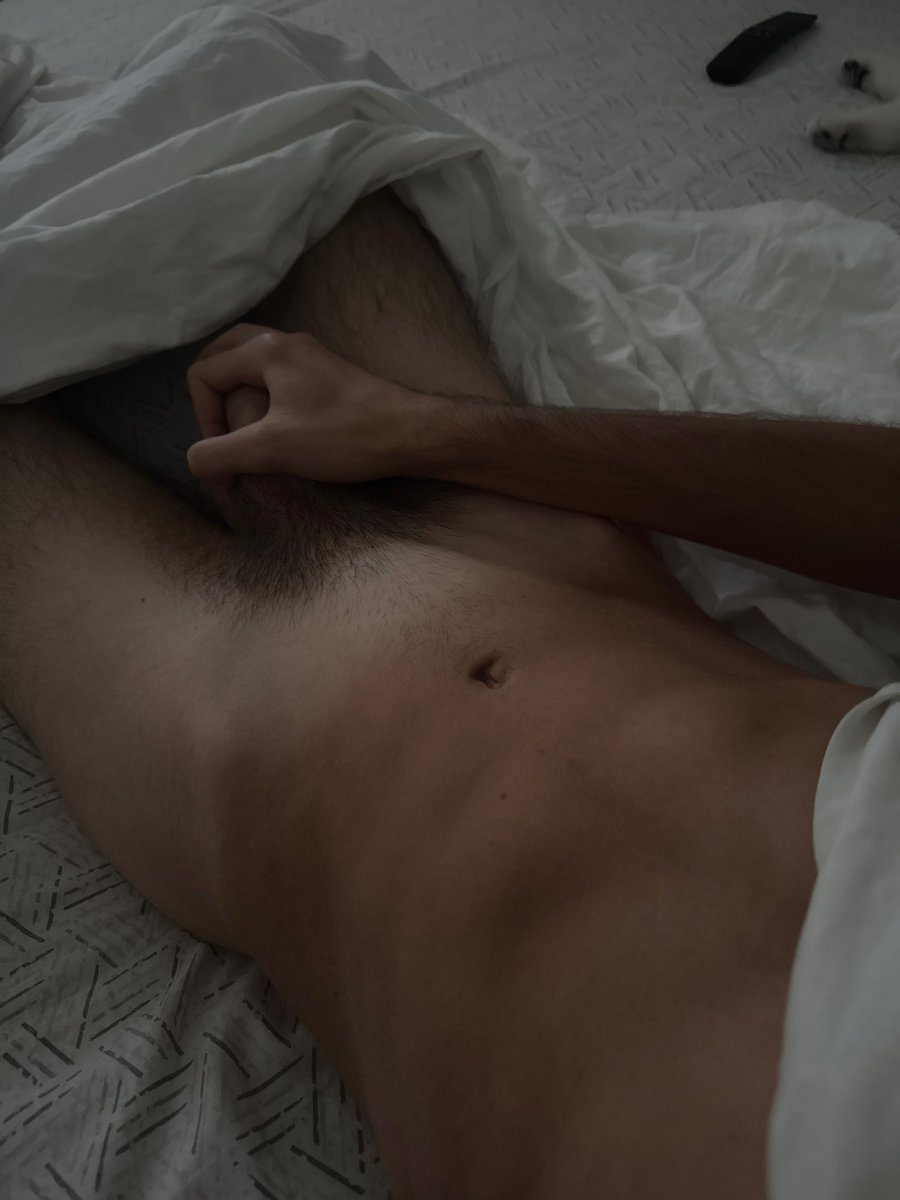 noahonlyx's tweet photo. handful of it #bwc #abs https://t.co/B2TUWmRcqi