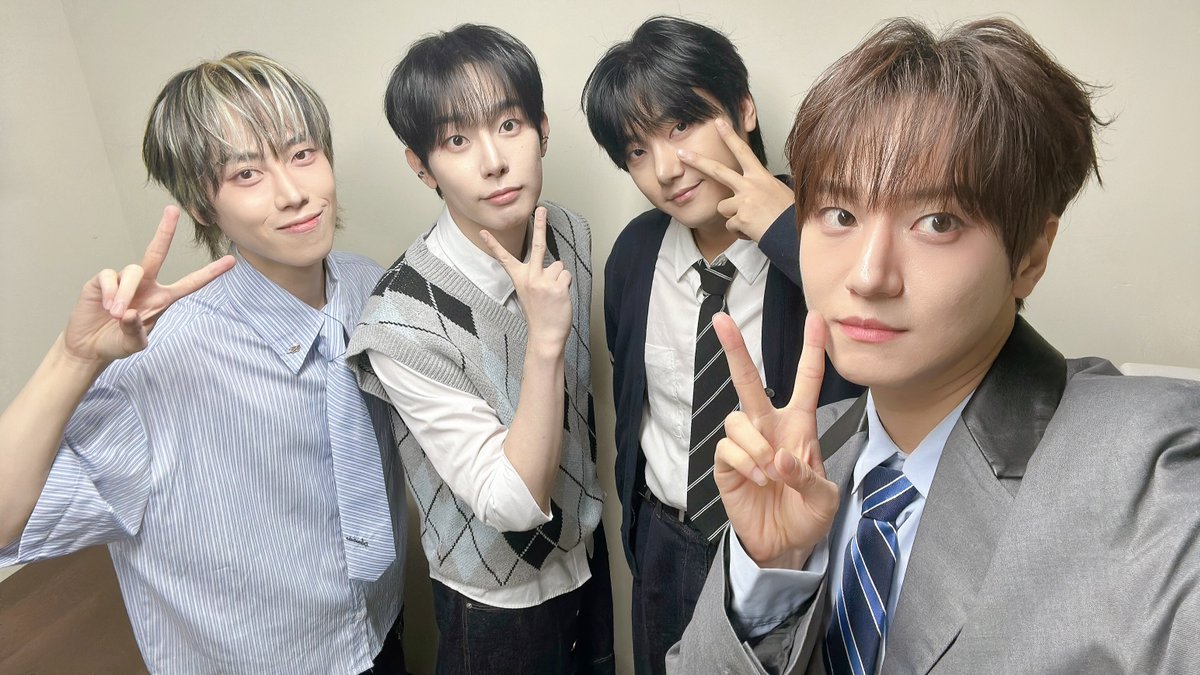 MYst_4u_'s tweet photo. 공연 1시간전이예요~~ 많이 놀러와주세요

公演の1時間前です~~ ぜひたくさん来て楽しんでください
#kpop #myst #concert https://t.co/yhoKdcVCYm