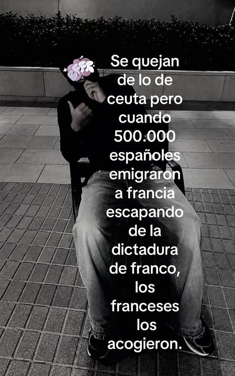 sitoooo13's tweet photo. q important es donar historia https://t.co/RnKZgtaJe7
