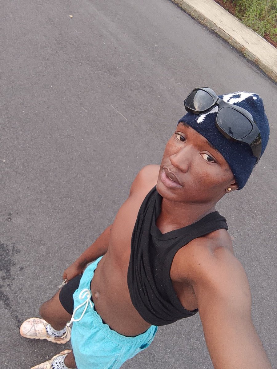 yahayasmile's tweet photo. The face of 2027 Model Of The Year-BIGSMILE.
"I don't chase,I attract"
"Whatever is meant for me,will definitely find me"
#manifestion #Globaltreasure https://t.co/kguFo1OBRl