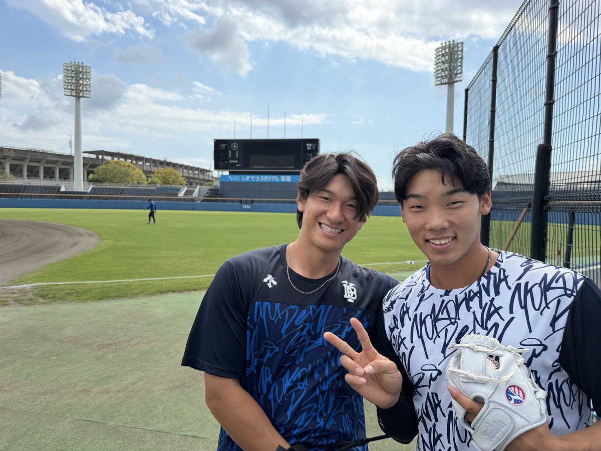 ydb_yokohama's tweet photo. 【#ファーム 情報】
#田内真翔 選手
「慕っている先輩です！と書いておいてください！」
と笑いながら言ってました🤣

#井上絢登 選手
#ファーム日本選手権2026 
#しずてつスタジアム草薙
#限界のその先へ
#baystars https://t.co/yGwxMgD58j