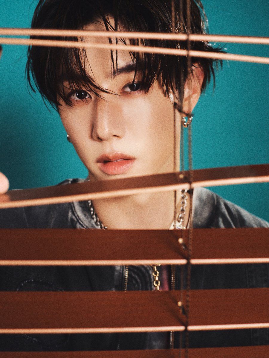 Thairath_Ent's tweet photo. บ่ายๆ มาฟังเพลงใหม่ #NIGHTLIGHT ของ #MarkTuan สุดหล่อกันจ้า ฟังเพลง ดู MV แล้วดีดกว่าดื่มกาแฟอีกน้าาาาา 

NIGHTLIGHT BY MARK TUAN FEAT. MILLI  #NIGHTLIGHT_OUTNOW

#段宜恩 #마크 
#มาร์คต้วน #มาร์ค
#ไทยรัฐบันเทิง 
#Thairath_Ent https://t.co/SSNOxozPQJ