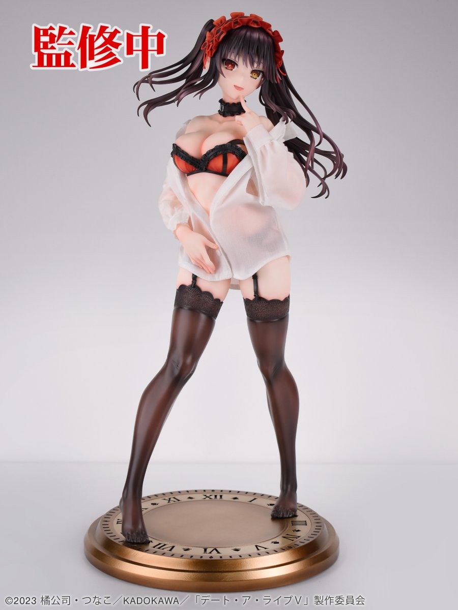 medicos_et_02's tweet photo. 【「時崎狂三」1/4スケール新作フィギュア登場！】

デコマス全貌大公開！
2026年10月予約開始！

アニメ「デート・ア・ライブV」
「Re▼Dress 時崎狂三 1/4 YシャツVer.」

全高約40cmの大迫力サイズ！
着脱可能な布製Yシャツの下には、ランジェリー姿の狂三✨
台座は時計をあしらった豪華な仕様に！⏱

『最悪の精霊』の異名を持つ狂三が、
着せ方次第でお好きな姿を楽しめるRe▼Dressで登場！

次回、EC限定特典公開！
お楽しみに！

#date_a_live