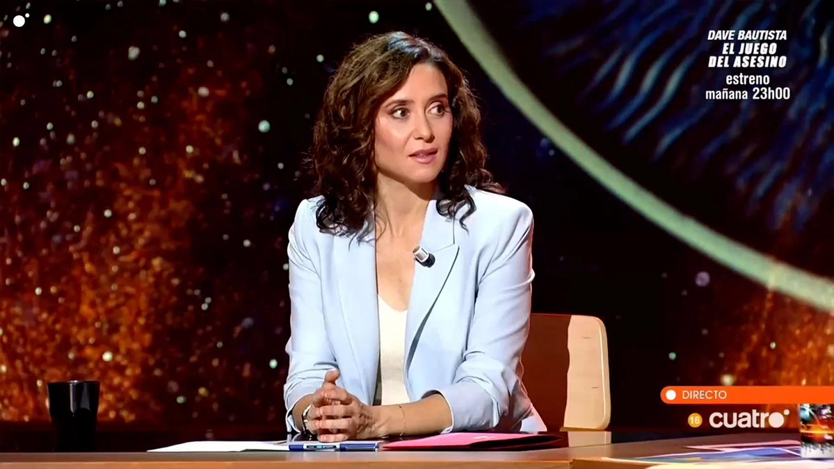 Aalar1971's tweet photo. Después de lo de anoche…¿alguien más duda que algún día esta señora será la primera presidenta de este país? Grande Ayuso 👏🏻👏🏻👏🏻 https://t.co/95ZNYfAtYz