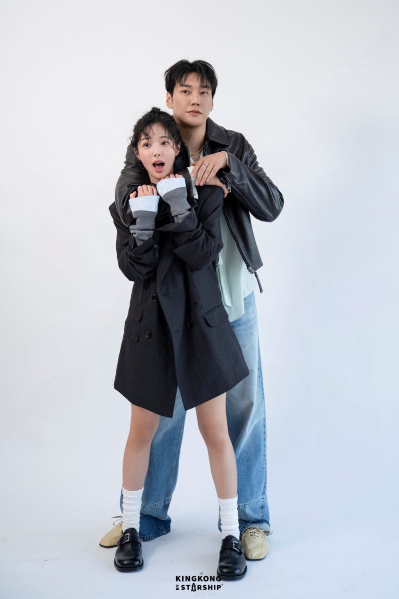 kcyskb's tweet photo. 호랑보배 코스모폴리탄 비하인드 사진 
많이 올라왔어~~~🥹🫶🏻💗

🔗 https://t.co/y3sblMaI3O

#김영광 #KimYoungKwang 
#채수빈 #ChaeSooBin
#나를충전해줘 #TakeChargeofMyHeart https://t.co/yIonDA4StD
