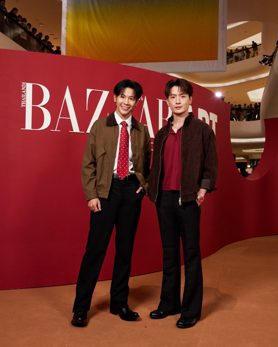TrendyUpdate_th's tweet photo. “ชมพู่–อารยา” นำทีมซูเปอร์สตาร์! “โดนัท–พอลล่า–แอลลี่–คริส–สิงโต”พร้อมเหล่าดาราคับคั่ง ร่วมงาน ‘BAZAAR ART 2026 Presented by Central Embassy’ เปิดฉากอีเวนต์ศิลปะสุดยิ่งใหญ่ ณ ชั้น G เซ็นทรัล เอ็มบาสซี
.
#BAZAARArt #BAZAARART2026 #CentralEmbassy #ACELOVESFASHION #BAZAARThailand #FayeAtom #BAZAARART2026xKS #คริสสิงโต 
.
เรียกได้ว่าเปิดฉากอย่างยิ่งใหญ่สมการรอคอย สำหรับ ‘BAZAAR ART 2026 Presented by Central Embassy’ อีเวนต์ศิลปะและวัฒนธรรมร่วมสมัยครั้งแรกในประเทศไทย จาก นิตยสาร Harper's BAZAAR (ฮาร์เปอร์ส บาซาร์) ประเทศไทย ร่วมกับ ศูนย์การค้าเซ็นทรัล เอ็มบาสซี ที่เปลี่ยนพื้นที่ใจกลางกรุงเทพฯ ให้กลายเป็นจุดบรรจบของศิลปะ แฟชั่น และวัฒนธรรม โดยงานนี้ได้รับความสนใจจากเหล่าศิลปิน นักสร้างสรรค์ และคนดังแถวหน้าของวงการบันเทิงที่พร้อมใจกันมาร่วมงานอย่างคับคั่ง นำโดยแฟชั่นไอคอนและซูเปอร์สตาร์ตัวแม่ ชมพู่-อารยา เอ ฮาร์เก็ต พร้อมด้วย แอลลี่-อชิรญา นิติพน, โดนัท-มนัสนันท์ พันเลิศวงศ์สกุล และ ตาม จำนงอาษา, พอลล่า เทเลอร์, โต้ง-พิทวัส พฤกษกิจ (TWOPEE), คริส-พีรวัส แสงโพธิรัตน์ และ สิงโต-ปราชญา เรืองโรจน์, เตโช-พรหมสาขา ณ สกลนคร และ ปิง-กฤตนัน อัญชนานันท์, จูเนียร์-ณภัทร โอสานไทย สมาชิกวง ATLAS, ภูมิ-เดชาธร วรรณวานิชกุล สมาชิกวง ATLAS, เออร์วิน-ศุภกฤต เพนนอร์ส สมาชิกวง ATLAS, มิว-ชิษณุชา ตันติเมธ (MEYOU), คิม-ปัณณธร จิรศาสตร์ สมาชิกวง PROXIE, VVV (TRIPLE V), หลิน-มชณต สุววรณมาศ, ฝ้าย-พีรญา มะลิซ้อน และ อะตอม-ปริยะ ปิยะพันธ์โอภาส, กอล์ฟ-พิชญะ นิธิไพศาลกุล, จิมมี่-กานต์ กฤษณะพันธ์, ภูผา-สิรภพ มูลสาร, จา-พชร สวนศรี, เพิร์ธ-วีริณฐ์ศรา ตั้งกิจสุวานิช, บูม-สหรัฐ เทียมปาน, ไดมอนด์-ณรกร ณิชกุลธนโชติ, แอนโทเนีย โพซิ้ว, บิ๊นท์-สิรีธร ลีห์อร่ามวัฒน์, ทิกเกอร์-อชิระ เทริโอ, ไทโอ-ทัมม ควรทรงธรรม ฯลฯ ที่ตบเท้าเข้าร่วมงาน เติมสีสันให้ค่ำคืนแห่งศิลปะและแฟชั่นเต็มไปด้วยโมเมนต์สุดพิเศษ
.
โดยงาน BAZAAR ART 2026 Presented by Central Embassy เป็นส่วนหนึ่งของแคมเปญ “ACE LOVES FASHION: A UNIVERSE OF WHAT WE LOVE” ศูนย์รวมแฟชั่น ศิลปะร่วมสมัย วัฒนธรรม และไลฟ์สไตล์ระดับพรีเมียม โดยงานครั้งนี้จัดขึ้นภายใต้ ACE LOVES THE STORIES ที่มุ่งนำเสนอเรื่องราวของผู้คน ความคิดสร้างสรรค์ และวัฒนธรรม ผ่านมุมมองและประสบการณ์ที่หลากหลาย ตลอด 10 วัน ระหว่างวันที่ 2–11 ตุลาคม 2569 ณ ชั้น G ศูนย์การค้าเซ็นทรัล เอ็มบาสซี
.
ภายในงานเหล่าคนดังได้ร่วมสัมผัสประสบการณ์ศิลปะที่หลากหลาย ผ่านพื้นที่จัดแสดงและกิจกรรมสร้างสรรค์ที่ออกแบบขึ้นเป็นพิเศษ ผ่านไฮไลต์ 4 โซนสำคัญ ได้แก่ BAZAAR ART | The Cafe พร้อมต้อนรับแขกผู้มีเกียรติด้วยเมนูสุดพิเศษ BAZAAR ART | The Studio พื้นที่สร้างสรรค์ที่ชวนคุณมาเปิดประสบการณ์การสร้างงานศิลปะ ผ่านเวิร์กชอปสุดเอ็กซ์คลูซีฟจากศิลปินหลากแขนง และร่วมสร้างสรรค์พื้นที่ด้วยผลงานศิลปะผ่านการจัดดอกไม้สด BAZAAR ART | The Museum Extended มุมจัดแสดงงานศิลปะที่รวบรวมผลงานศิลปินไทยชั้นนำ และผลงานระดับโลก ที่มาร่วมตีความ The ROOTs ผ่านผลงานศิลปะที่สะท้อนทั้งความทรงจำ ความเชื่อ และมุมมองต่อโลกของศิลปินแต่ละคน นอกจากนี้ ภายในงานจะมีการประมูลผลงานศิลปะจำนวน 9 ชิ้นจากศิลปินชั้นนำ ภายใต้โซน BAZAAR ART | The Auction เพื่อนำรายได้มอบให้กับมูลนิธิการกุศลเพื่อผู้หญิง โดยรายได้ทั้งหมดจะมอบให้มูลนิธิถันยรักษ์ ในพระราชูปถัมภ์สมเด็จพระศรีนครินทราบรมราชชนนี
.
ติดตามทุกเรื่องราวและความเคลื่อนไหวล่าสุดจาก Harper's BAZAAR ได้ทางเว็บไซต์ https://t.co/OPuydnlyvL และช่องทางโซเชียลมีเดีย Instagram: @bazaarthailand, Facebook: Harper's BAZAAR Thailand, X: Harper's BAZAAR Thailand และ TikTok: @bazaarthailand