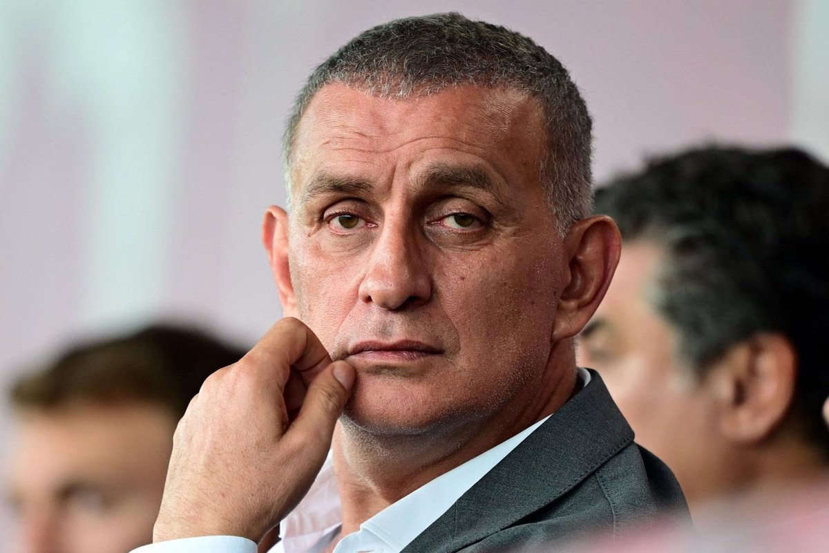 tribunGS's tweet photo. Ersin Düzen: "Ferhat Gündoğdu ve Yasin Kol gözaltına alınmış, Türk futbolu ayağa kalkmış, TFF Başkanı'ndan hala ses yok!" https://t.co/vpt8NcwxfY