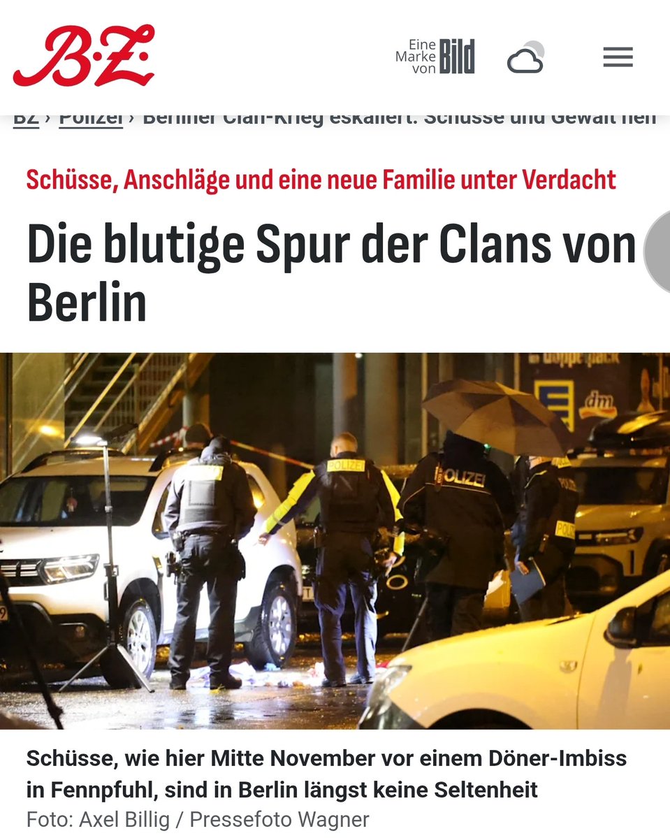 1John1Wick's tweet photo. @mel__aura War der Großvater demnach tatsächlich in kriminelle Aktivitäten verwickelt?
Eine große Familie: https://t.co/FJBt01vQNg