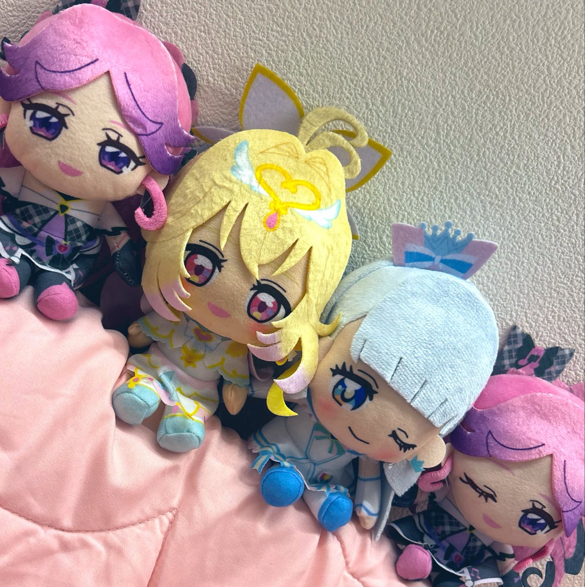 mamichi_y's tweet photo. GET判定にはならず...
無駄な100円消費した🥺
でもキュアニャミーが
100円で取れたので幸🫶🏻🩵

プリキュア可愛い(　◜ω◝　) https://t.co/yMkxAhw9rw