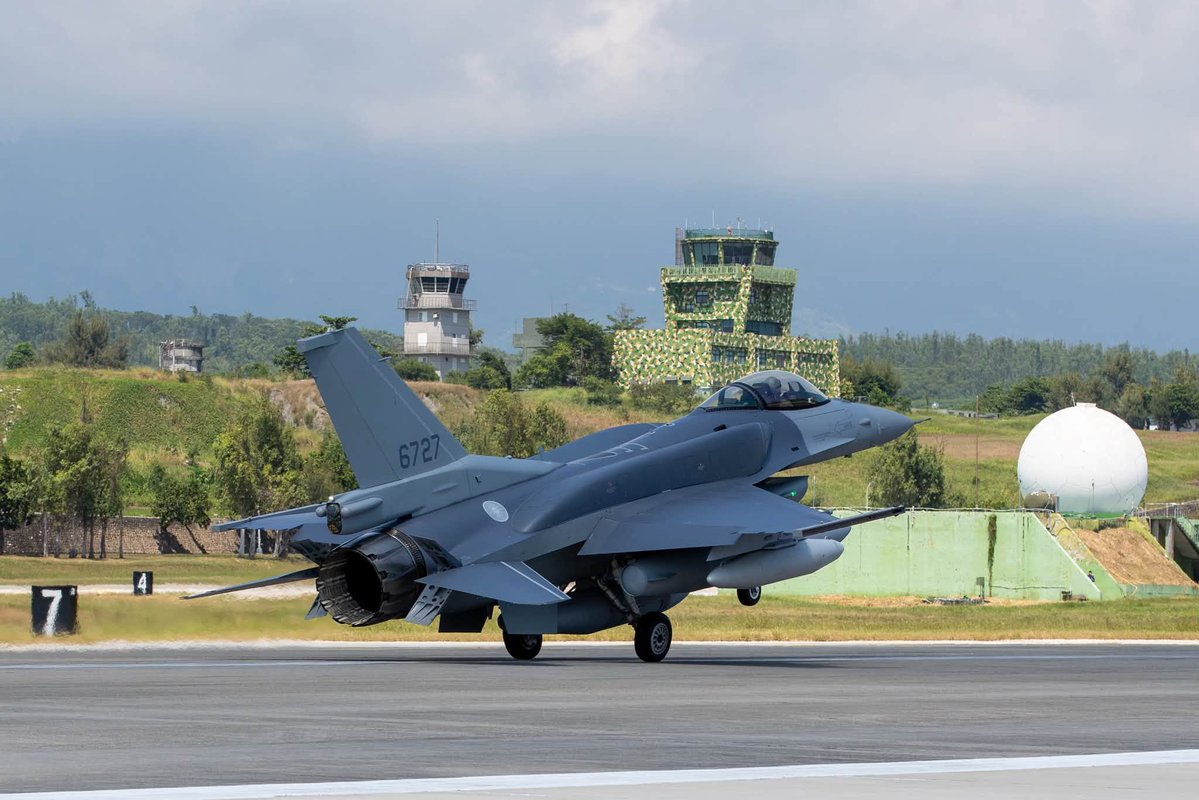 taiwaninchennai's tweet photo. 🇹🇼✈️ Today, 2nd october 2026, Taiwan welcomes its first two F-16V Block 70 fighter jets from the U.S.

Strengthening self-defense and air-defense capabilities. 

Committed to peace and stability across the Taiwan Strait. 🕊️
https://t.co/HXz9QubyaP https://t.co/twEZFzLZDu