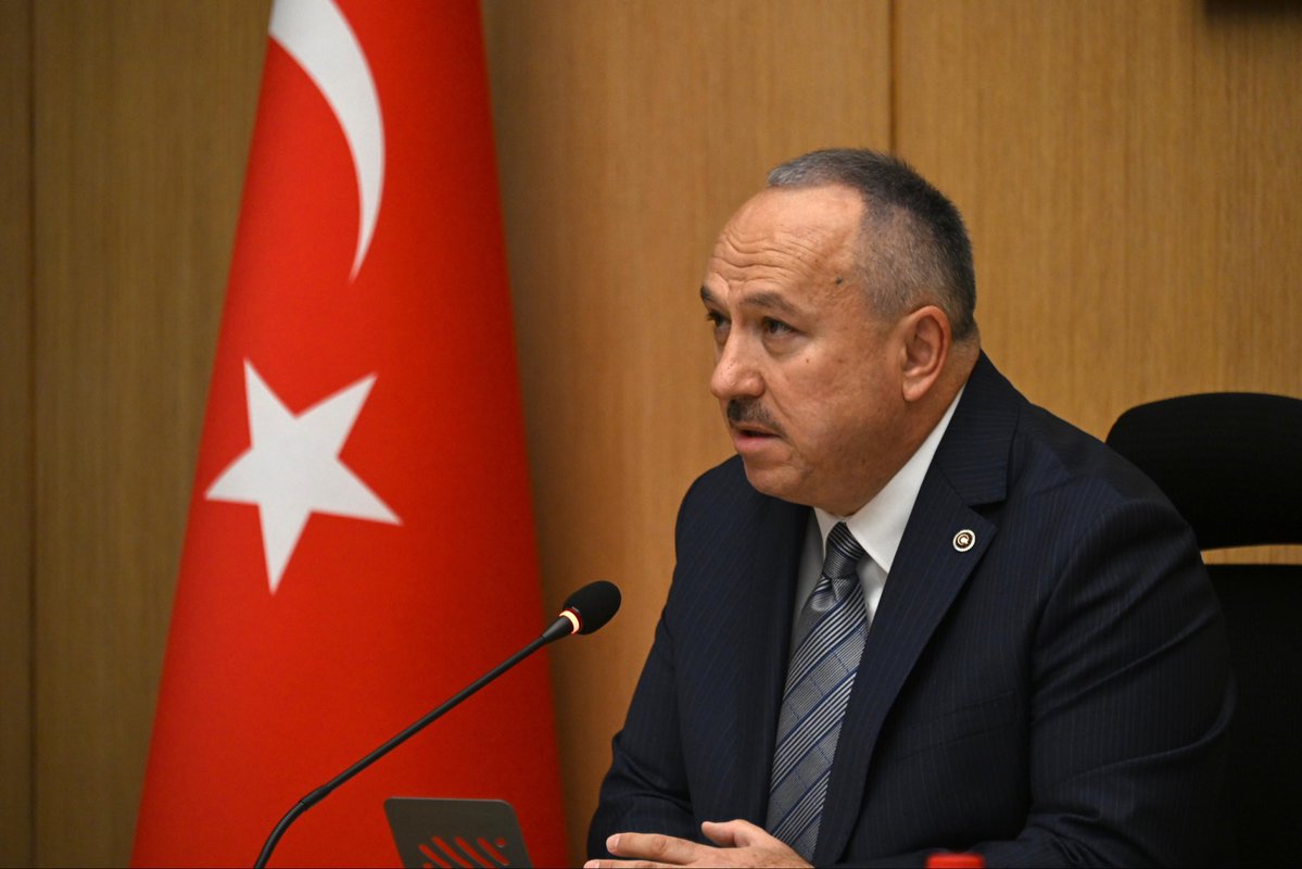EmniyetGM's tweet photo. Emniyet Genel Müdürümüz Sayın Ali Fidan, merkez ve taşra teşkilatımız ile Genel Asayiş Değerlendirme Toplantısı gerçekleştirdi. https://t.co/Woi6ht0PY1