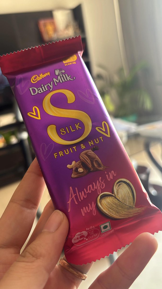 Balishbuddhi's tweet photo. Cadbury khaoge 💕 https://t.co/McnuPldPzh