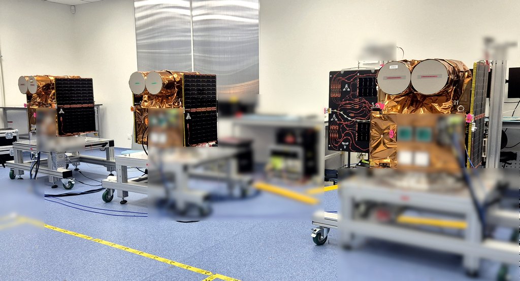 CreotechSa's tweet photo. Full constellation of Polish #Mikroglob satellites is now in orbit 🚀 
Mikroglob-2, -3 and -4 have been successfully launched, established two-way communication with ground infrastructure and entered orbital testing. 
#CRI #Creotech @AgencjaUzbr 

https://t.co/xNuC3V1isa https://t.co/gsZnHCBCg7