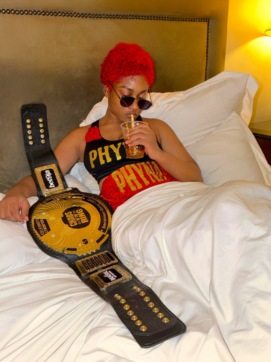 AfricaFactsZone's tweet photo. Phyna will receive N50 million ($38,000) and a new electric vehicle for defeating Nkechi Blessing to win the Women's Celebrity Boxing Title.

She is the first female Celebrity Boxing Champion in Chaos In The Ring history in Nigeria. https://t.co/2XrqQbkVCd