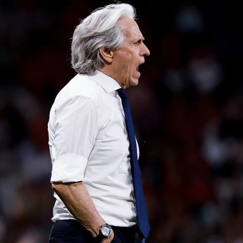 NinetyminuteRep's tweet photo. 🚨The Portugal dressing room are backing Jesus Jorge over his misunderstanding with Ronaldo 

“They believe Ronaldo should have not leave the camp while they were still playing in international break and they believe Ronaldo is trying to bring in confusion within the players and dressing room”

“So many stars are not worried about Ronaldo leaving the camp as they believe they can achieve so much without him in their squad”.