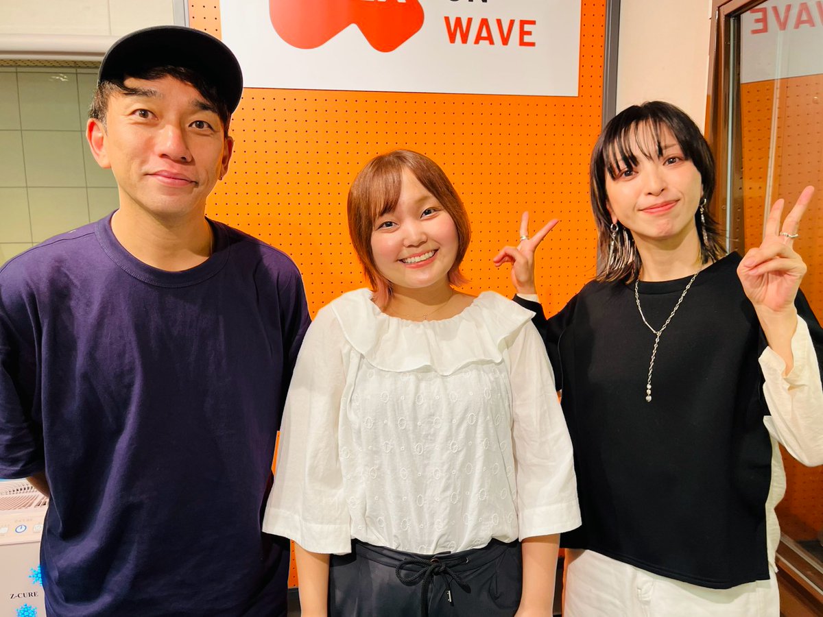 kmix_life's tweet photo. #新静岡セノバ からお届けした #ラララ
📻https://t.co/inH46fb3h6
📻https://t.co/pUyo5f7apf  
全体的におぼっちゃま世代にはたまらない
ふんわりちゃま風味の３時間ちょと🐢
同世代のラララー！まるごとさんかく茶🍵を飲みながら来年を待ちましょう
来週は浜松市のK-MIX 本社から
#kmix_life #kmix https://t.co/lOaRuCMiso