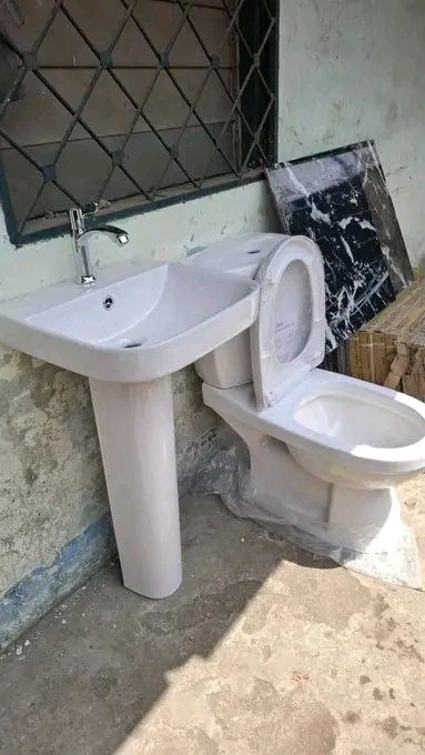 Creekcm's tweet photo. Amen 🙏 we are active, for all building materials we have the best price with delivery in buea, we are cheaper than Cogeni with delivery and cheaper than all competotors with delivery. dm and compare https://t.co/IDjYR0PgbC