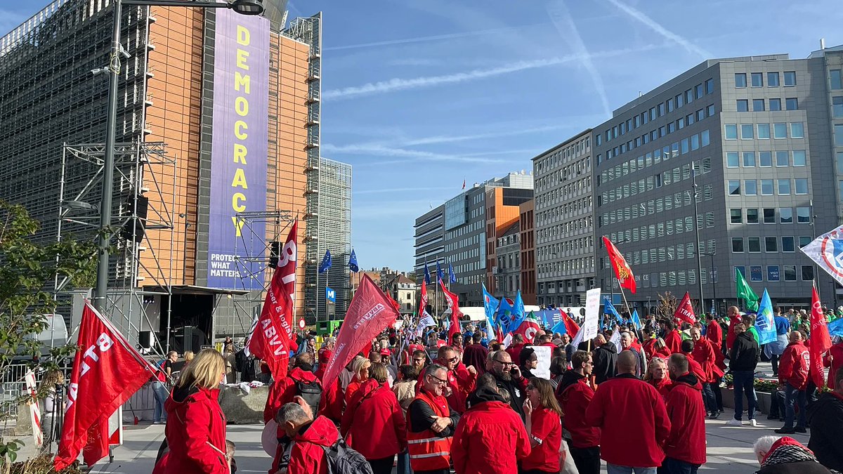 christianreber's tweet photo. Protesting an EU-INC company law that doesn’t even exist yet because it might have downsides is peak European self-sabotage.

You want higher wages? Make Europe the best place in the world to start and grow a business. European founders still face 27 systems, endless friction and brutal regulations – and too few reasons to build here instead of in the US.

These people spend their working hours and money fighting a potential reform. Try building a business here and see how hard it is.

We need an economy where successful businesses can grow – and workers can participate in that success (via higher wages AND stock options). #EUInc
