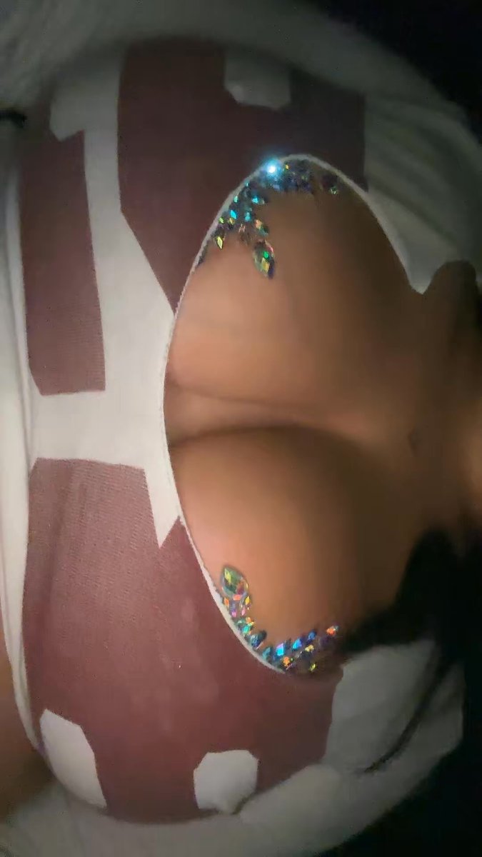 KurvyKandy's tweet photo. Who’s going to suck them?👀 https://t.co/nGoEbmfq42