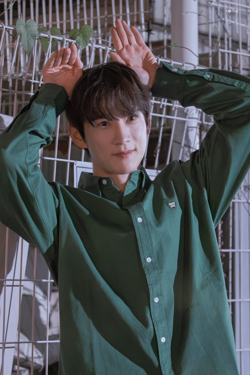 Freeze_B_'s tweet photo. 260926밤
연극 #쇄골에천사가잠들고있다 퇴근길

#김서환 배우님 https://t.co/96p8D7VUmQ
