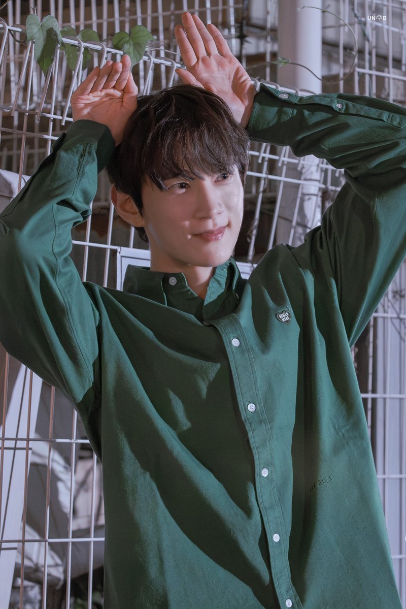 Freeze_B_'s tweet photo. 260926밤
연극 #쇄골에천사가잠들고있다 퇴근길

#김서환 배우님 https://t.co/96p8D7VUmQ