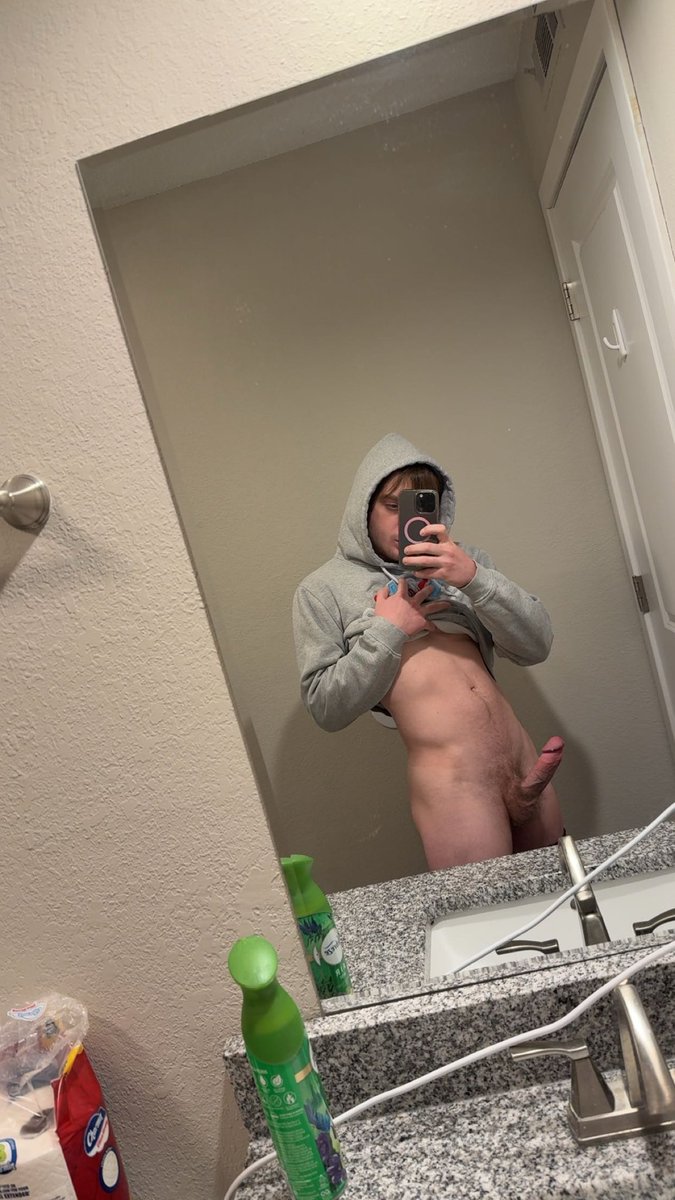 CoreyJacks011's tweet photo. Sooo horny 🤤🤭 #gay #chudai #gayteen #gaytrade https://t.co/dAhMzRr9hv