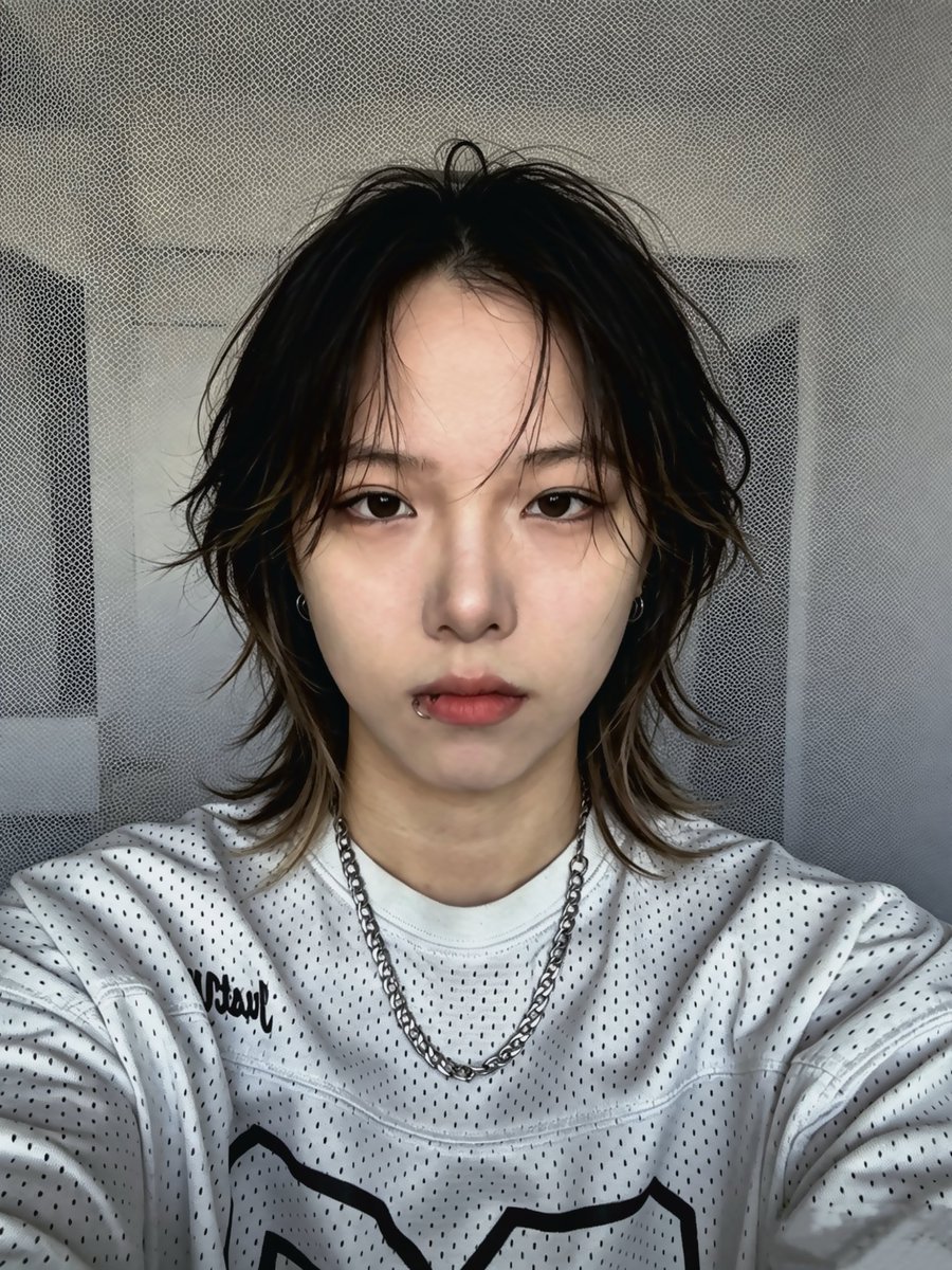 kuloko13's tweet photo. #le #wlw #les #短发p 喵 https://t.co/fXaS9eFvpc