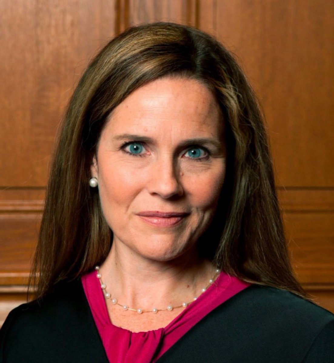 joliedo534's tweet photo. Is Amy Coney Barrett compromised? https://t.co/ihpd2ZkT5N