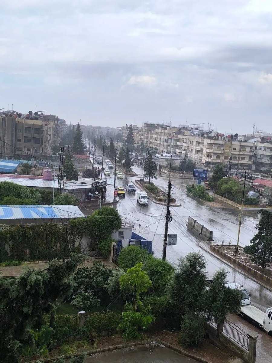 drradwano2000's tweet photo. Baran û bahoza bi hêz li Qamişlo bajarê evînê 🌧️⛈️🌧️⛈️
عواصف رعدية وامطار غزيرة في قامشلو مدينة الحب   🌧️⛈️🌧️⛈️

Qamişlo roja înê 2.10.2026
🌹🍀🌿🌧️⛈️🌧️🌿🍀🌹
#dr_radwan_mohamad 

#derd_û_derman 

Kamishli - Qamişlo 

مدينة الحب قامشلو 

القامشلي مدينة السلام والوئام 

Dr.Radwan https://t.co/fxbO6gCEQG